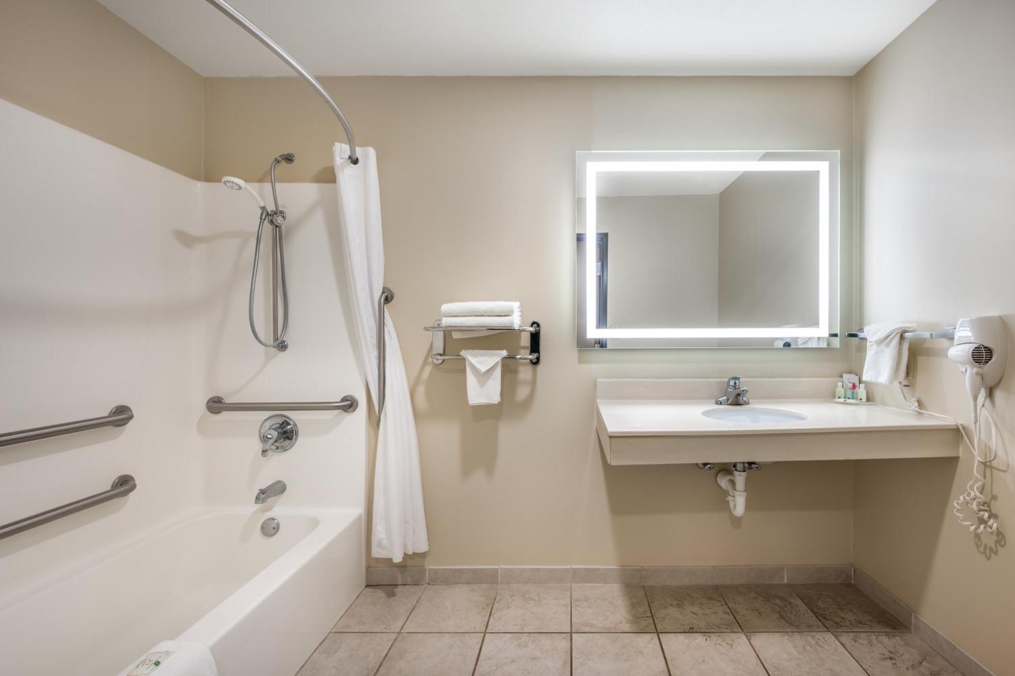 Quality Inn & Suites Rockport-Owensboro North Gold Award Winner Екстер'єр фото